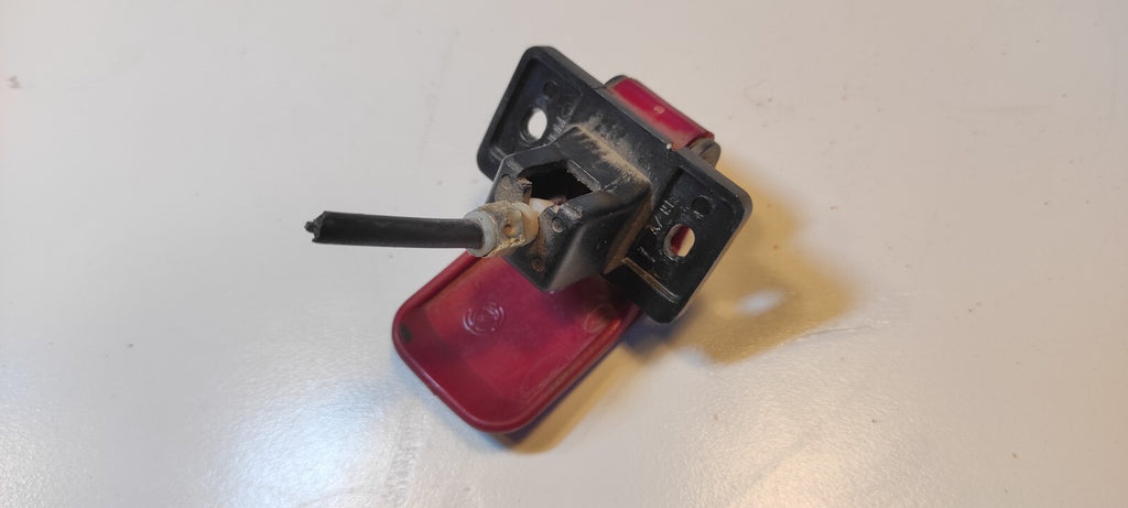 Alfa Romeo GT 1.9JTD 110kW 2004 LHD Front Hood/ Bonnet Release Handle 