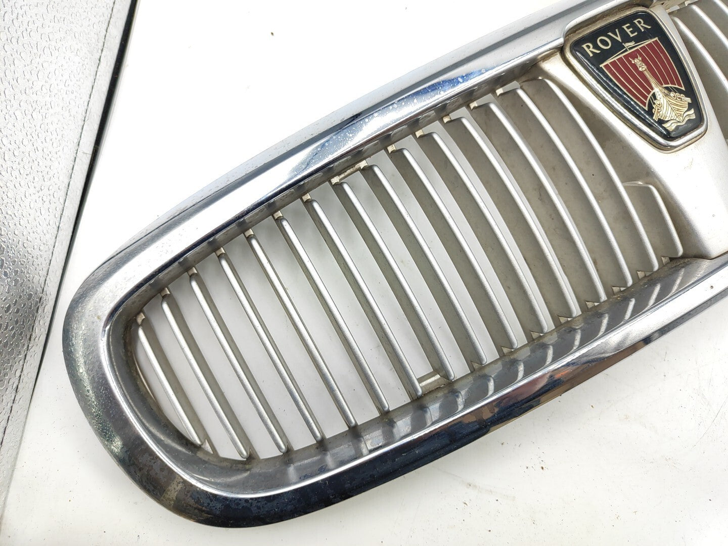 Rover 400 420 418 1996 Front Hood Bonnet Center Grill