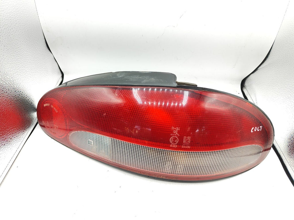 Mitsubishi Colt CA 1994 Hatchback LHD Rear Right Taillight Light 0431568R