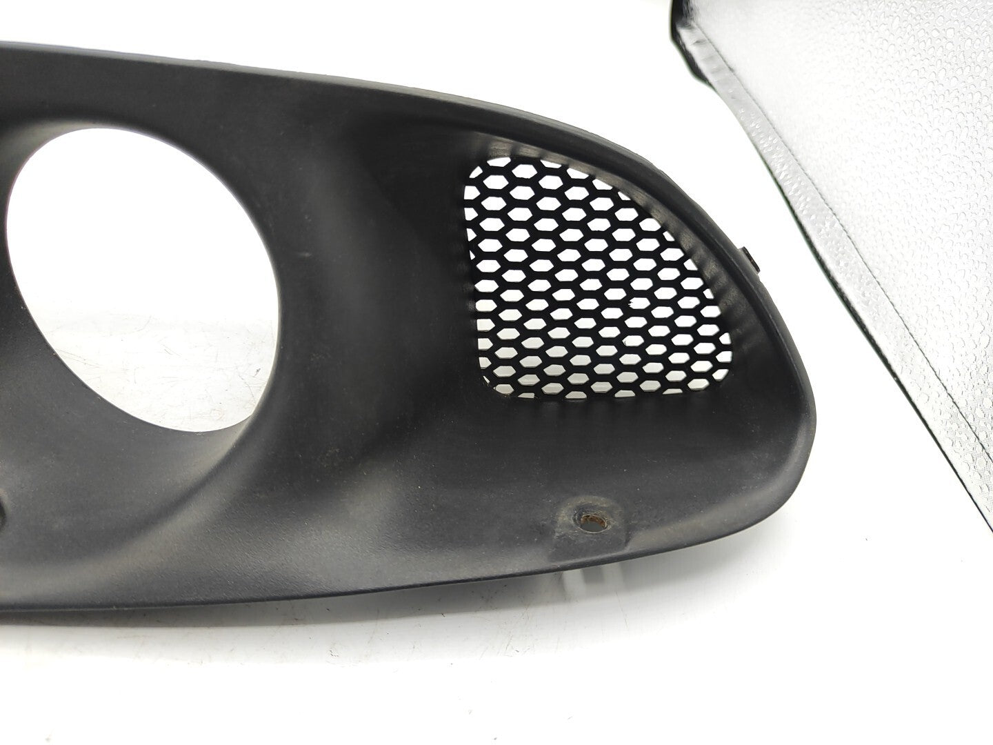 Alfa Romeo 156 SW 2.0TS 2001 Front Right Lower Bumper Grill 60623650