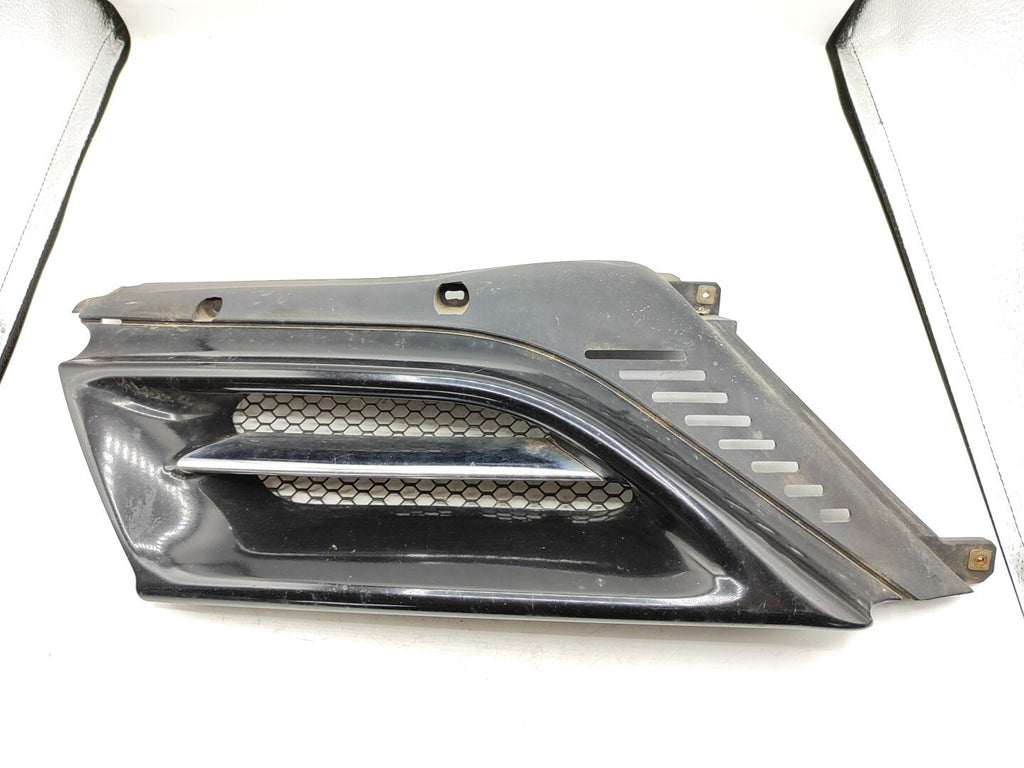 Alfa Romeo 166 2000 Front Right Upper Grill 156016559 BLACK