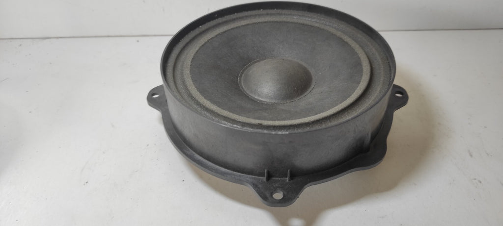 Alfa Romeo 147 1.9JTDm 8V 85kW Diesel 2002 Interior Door Speaker