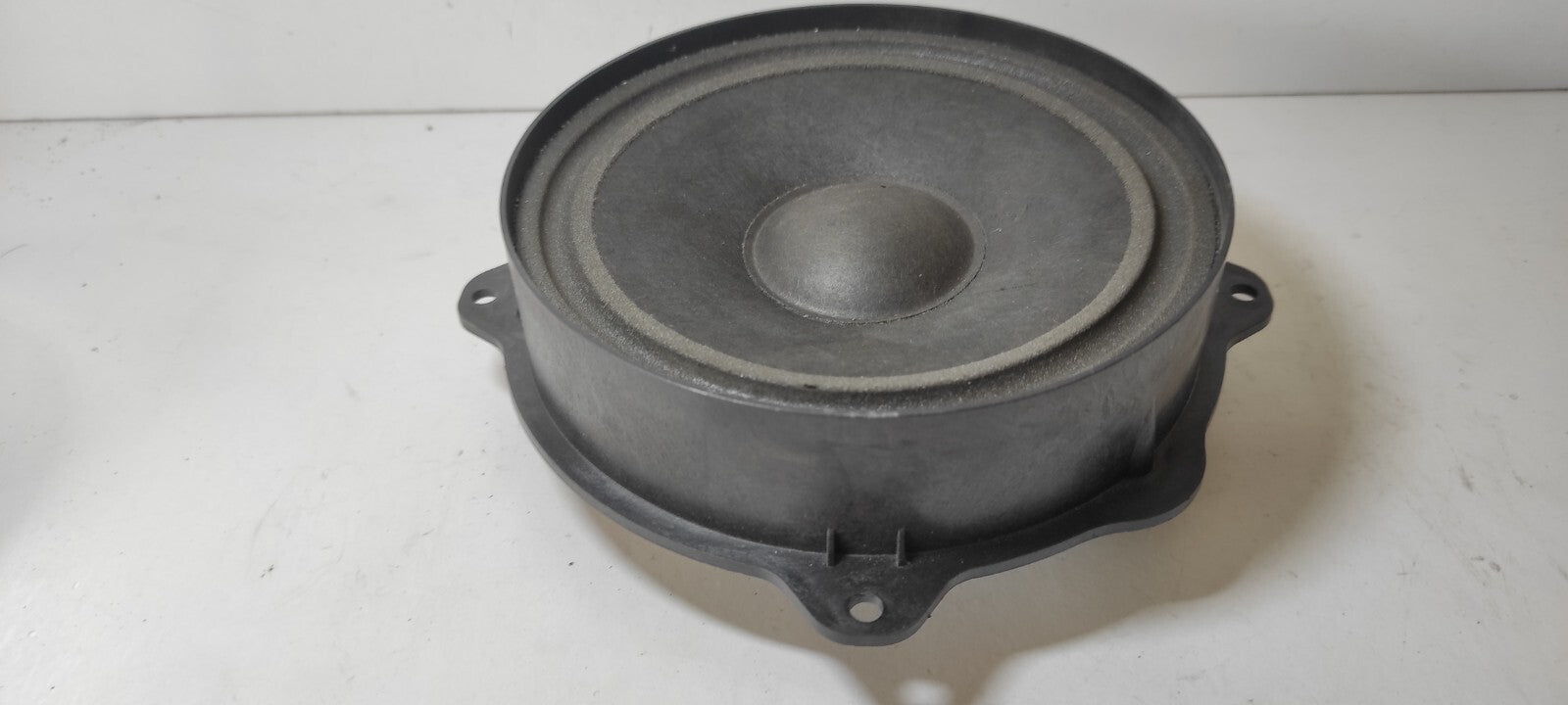 Alfa Romeo 147 1.9JTDm 8V 85kW Diesel 2002 Interior Door Speaker