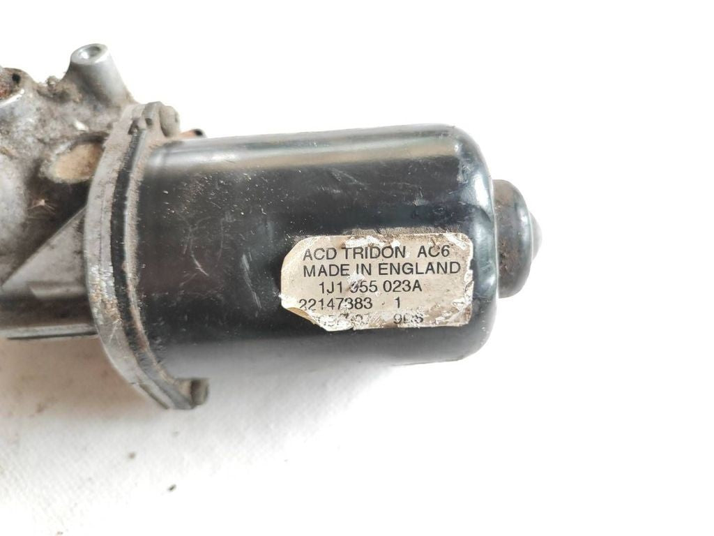 Volkswagen Golf IV 2000 LHD Front wiper motor 1J1955023A 