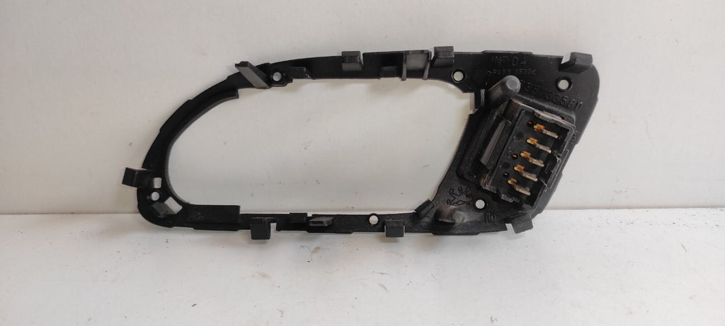 Peugeot 607 3.0i V6 2001 LHD Rear Right Electric Window Switch 9635733580