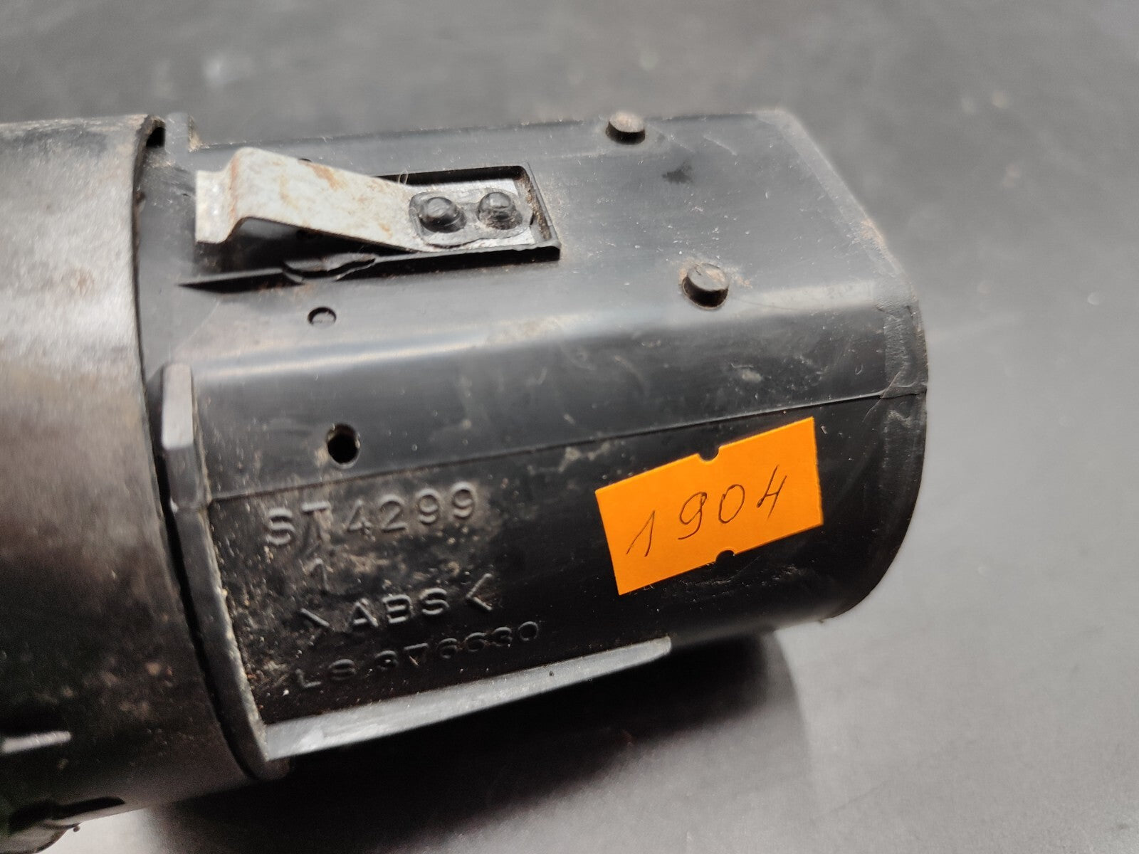 Alfa Romeo 159 1.9JTDm 88kW 2008 LHD Front Side Dash Panel Air Vent LS376630