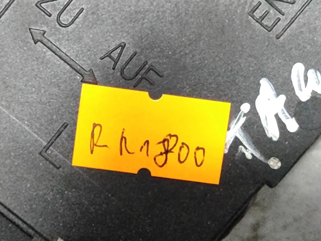 Volkswagen Touran I 2005 Comfort convenience body module 1K1937049 