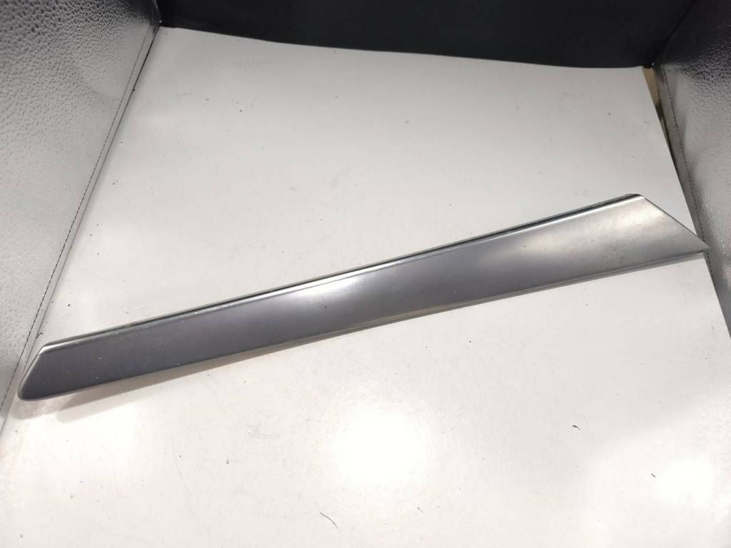 Mercedes-Benz C W203 2001 Right door card trim A2037202222