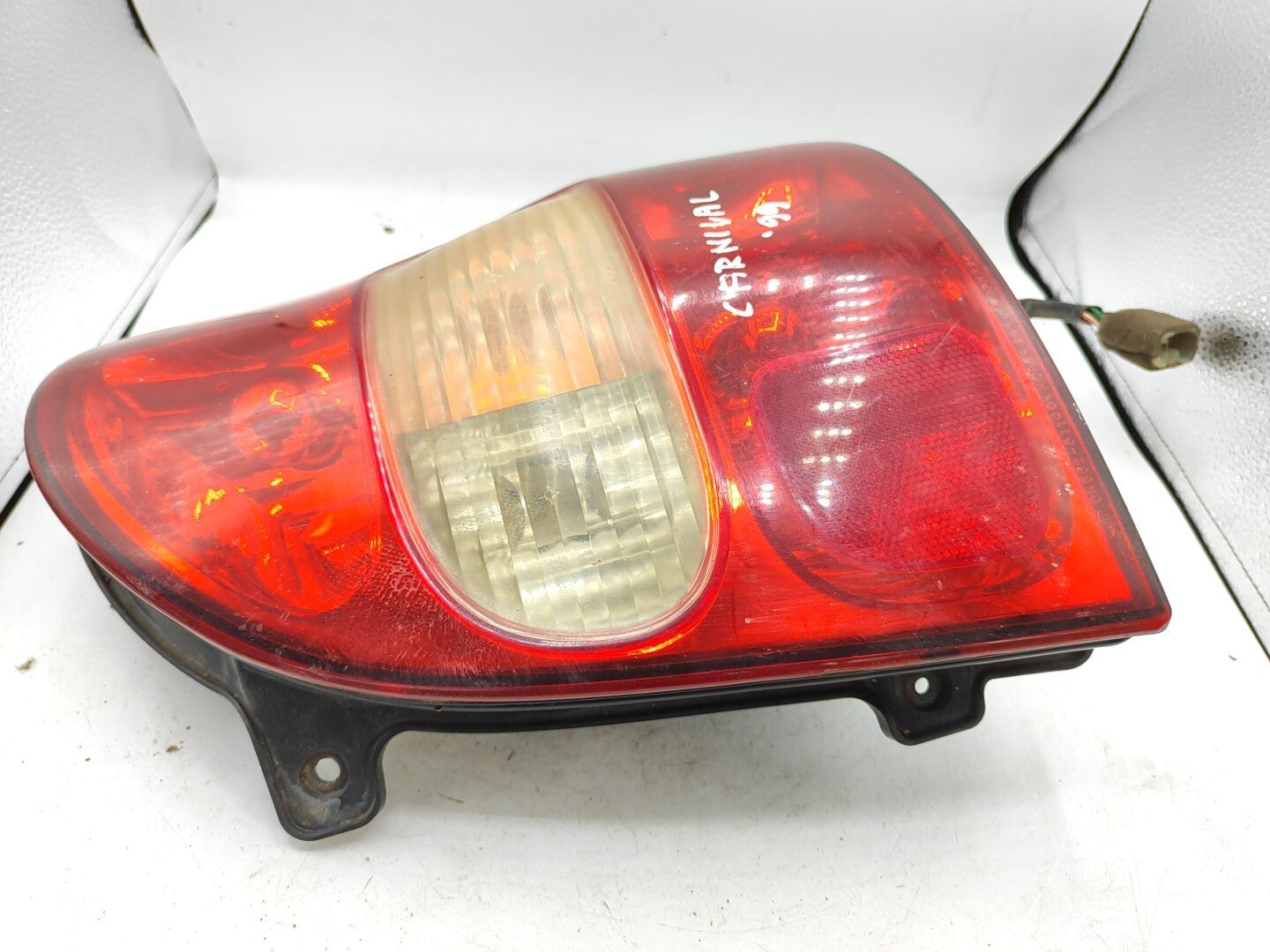Kia Carnival 1999 LHD Rear Right Side Taillight Lamp Light 0K55251140