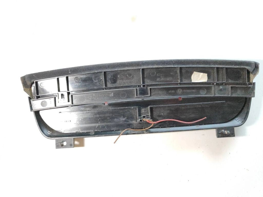 Volkswagen PASSAT B5 1998 Third brake center stop light 3B5945135C 
