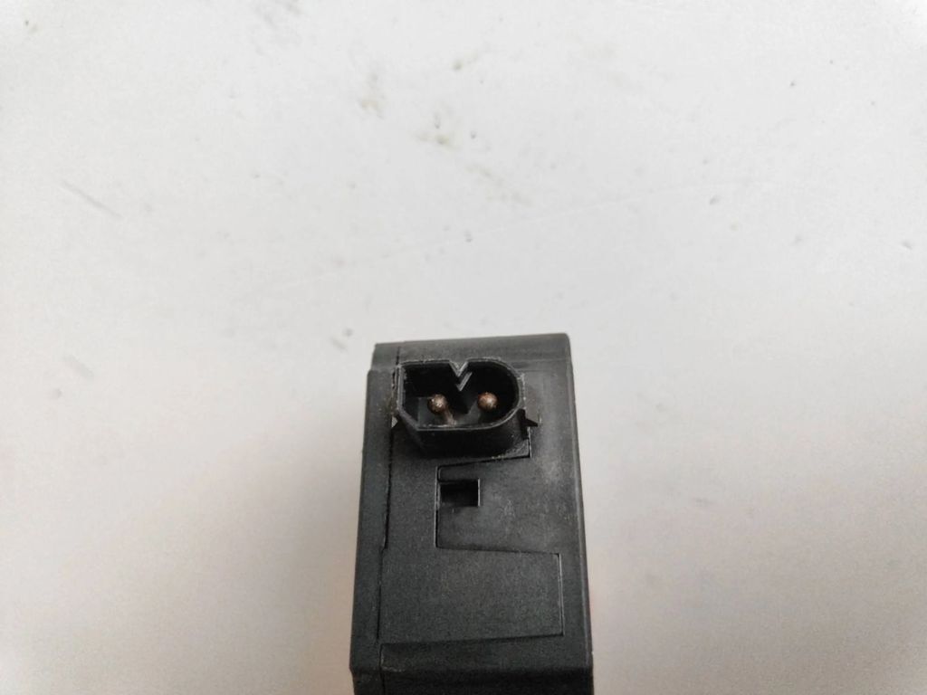 BMW 5 E39 2001 Petrol Rear Fuel tank cap lock motor 8352168 