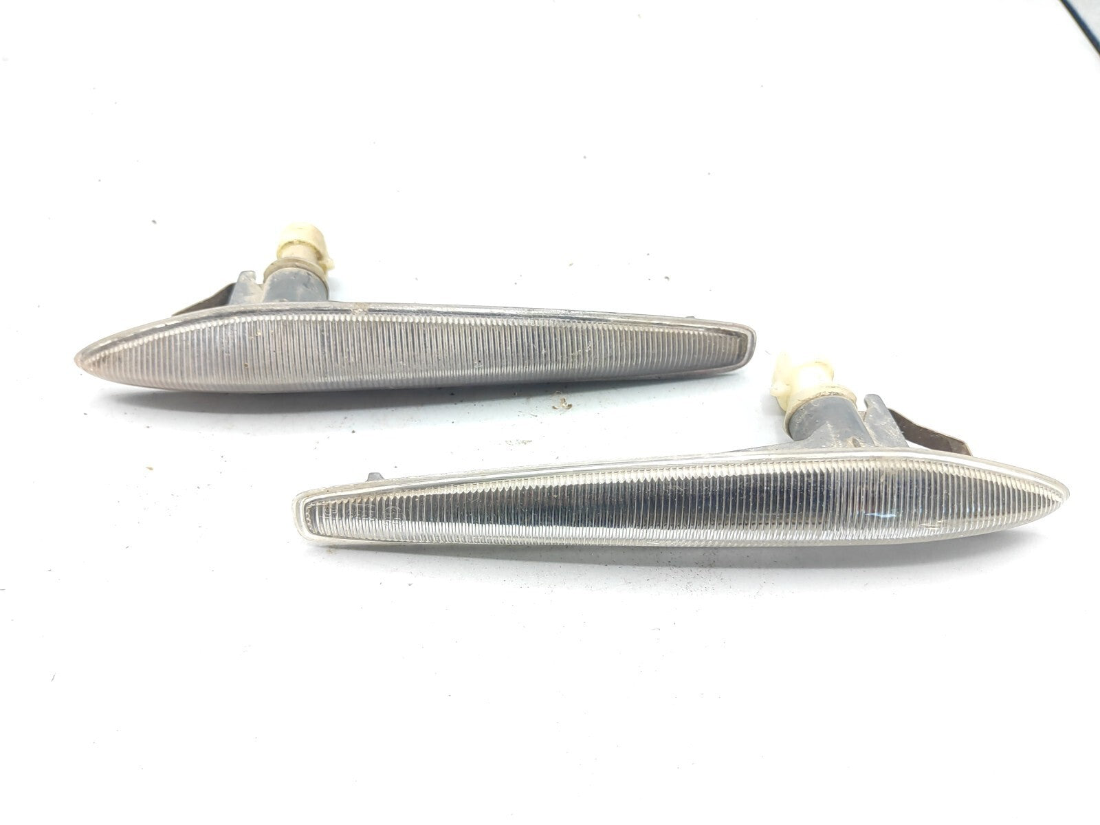 Alfa Romeo 159 1.9JTDm 2008 Front Fender Indicator Set 60691106 60691105