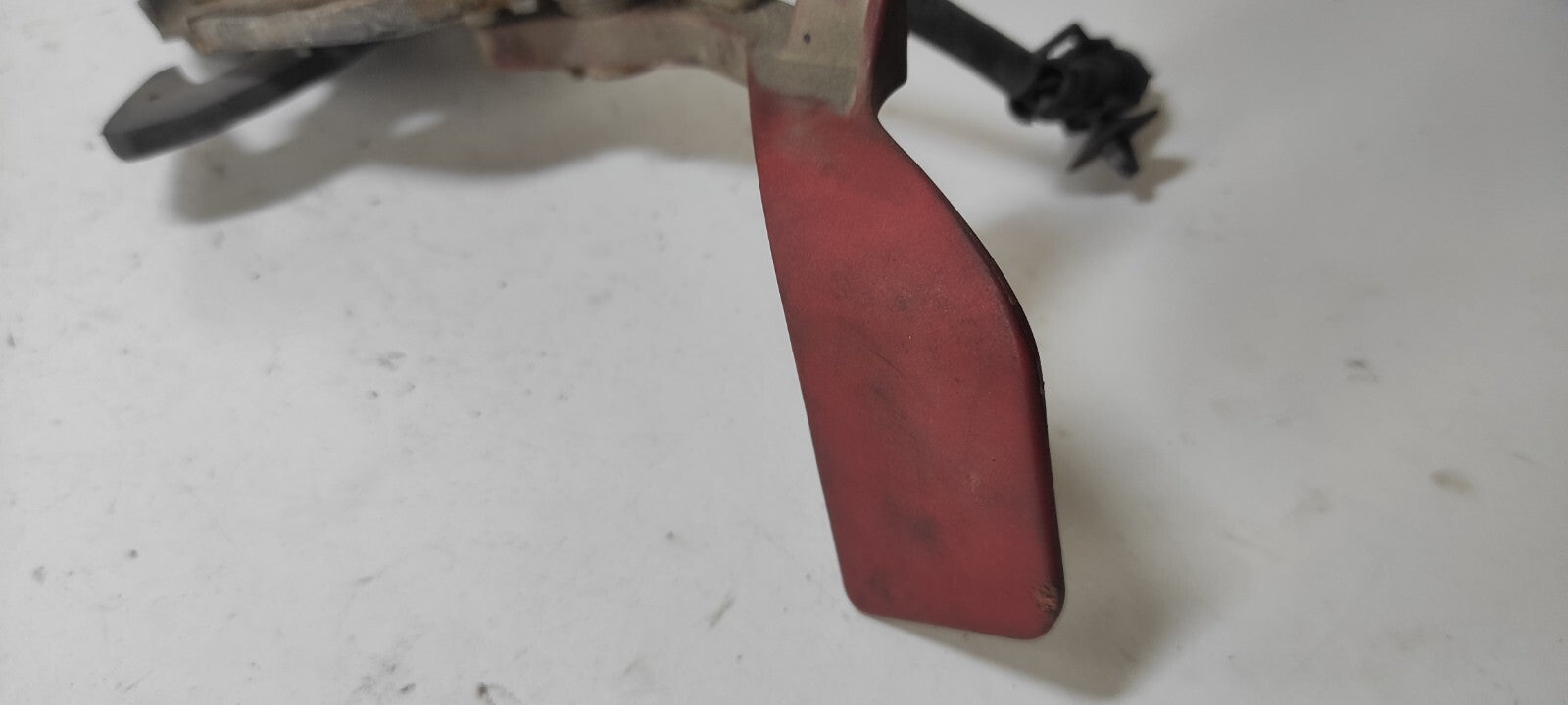 Alfa Romeo GT Diesel JTD 2004 Front Bonnet Hood Lock Latch Mechanism