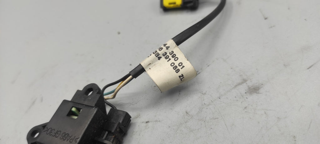 Peugeot 607 3.0 V6 2002 Radio Control Stalk Lever Switch 96391088ZL