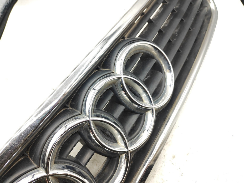 Audi A4 B5 1.8T Petrol Avant 1998 Front Upper Bumper Grill 8D0853651J