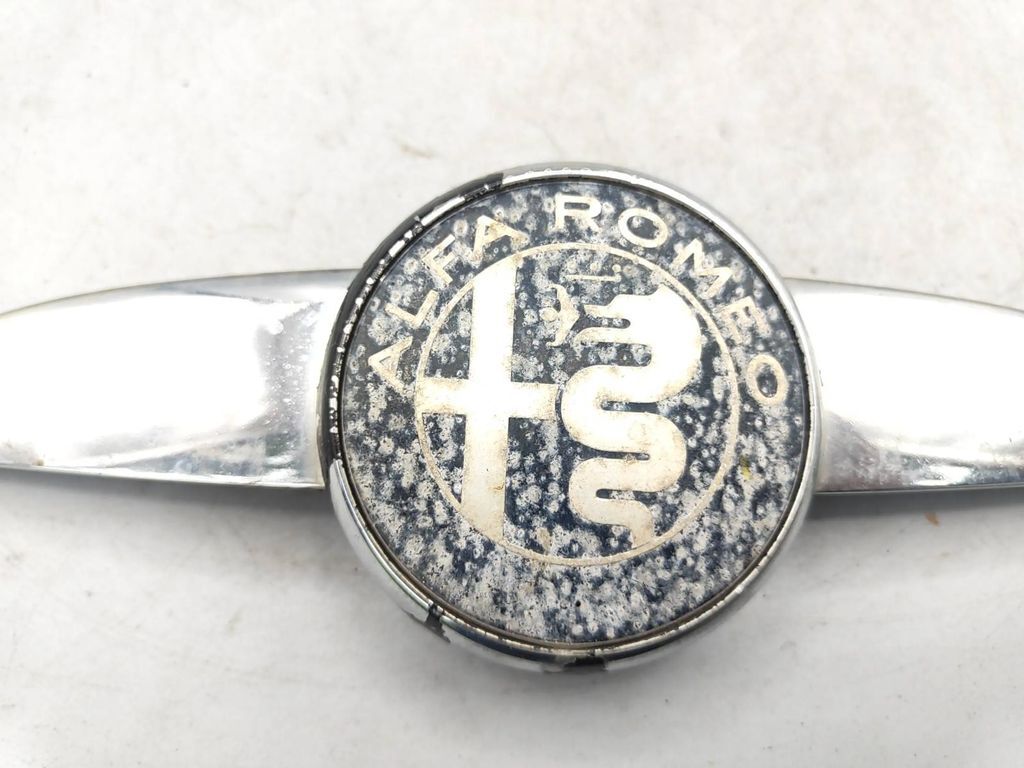 Alfa Romeo 147 Facelift 2007 Front bumper upper radiator grill LS383066 