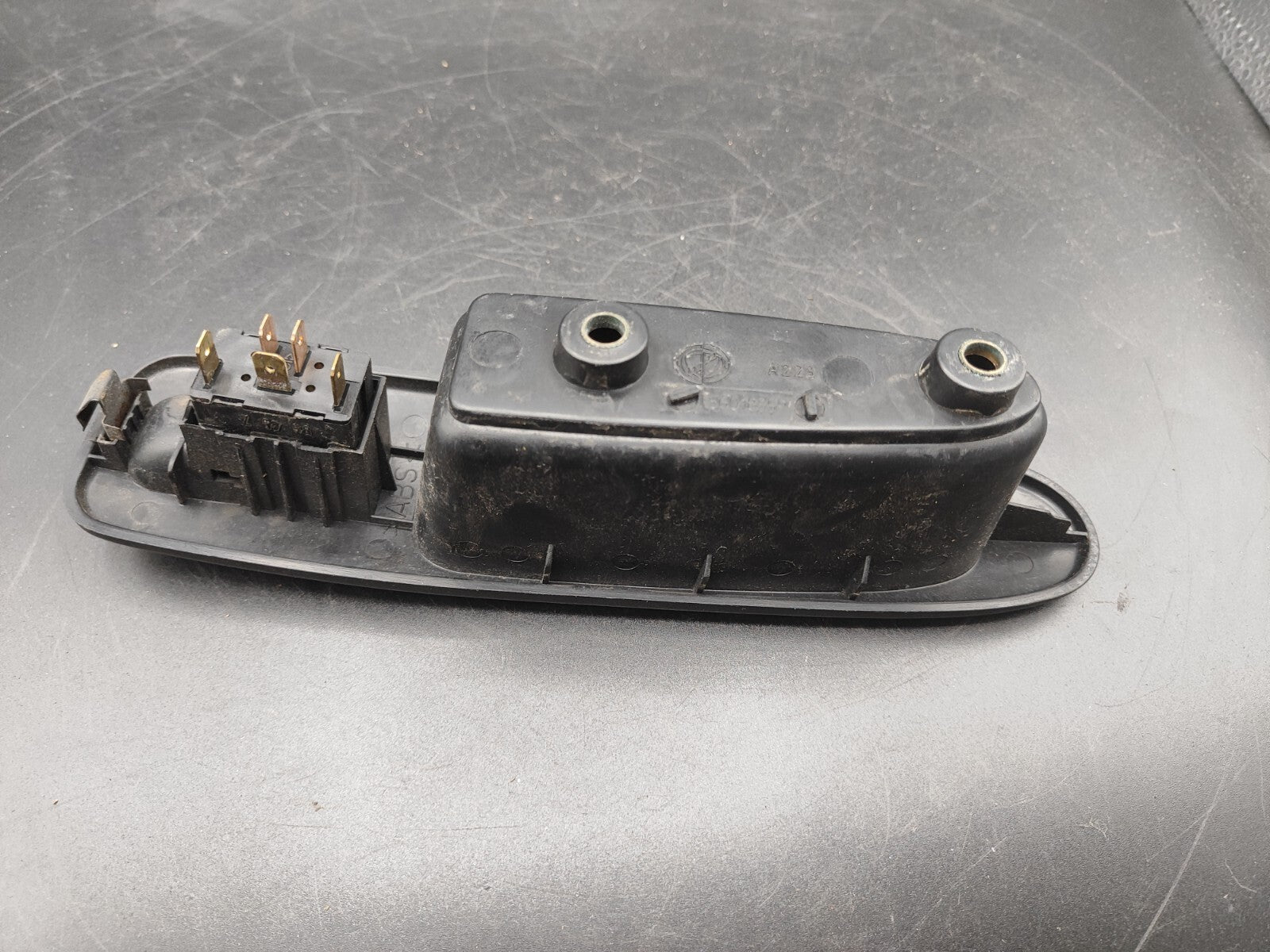 Alfa Romeo 166 2.4JTD 110kW 10V 2002 Electric Window Switch Button 156018359