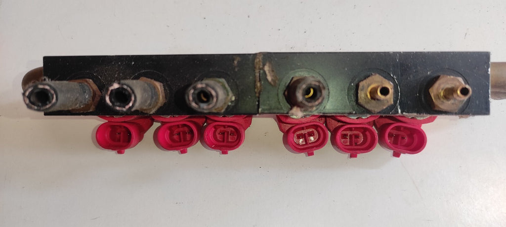 Peugeot 607 3.0i V6 Petrol 2001 Valtek LPG Injector Set 67R010104 110R000040