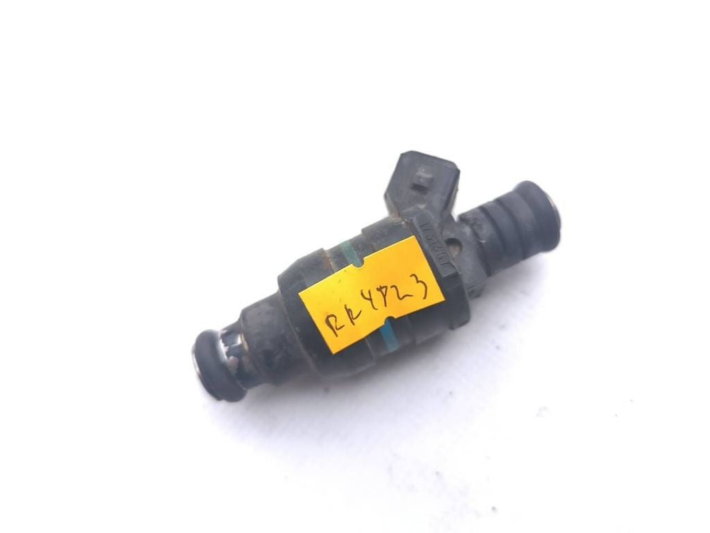 BMW 3 E36 1992 Petrol fuel injector 1731357 