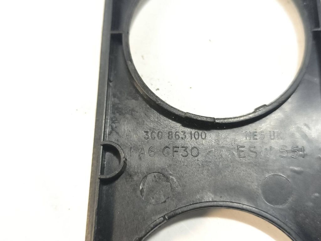 Volkswagen PASSAT B6 2008 AC heater control trim 3C0863100 