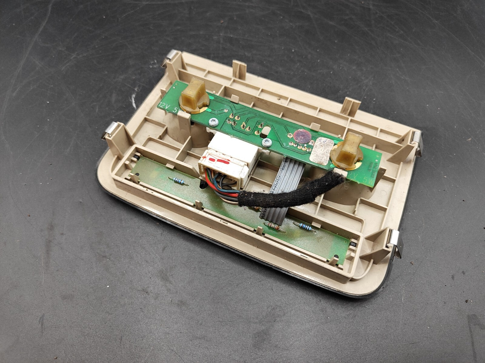 Alfa Romeo 159 1.9JTDm Diesel 2006 Rear Seat Interior Dome Reading Light