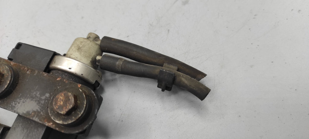 Alfa Romeo 166 2.4 JTD 129kW 2006 Turbo Vacuum Solenoid Valve 55188059