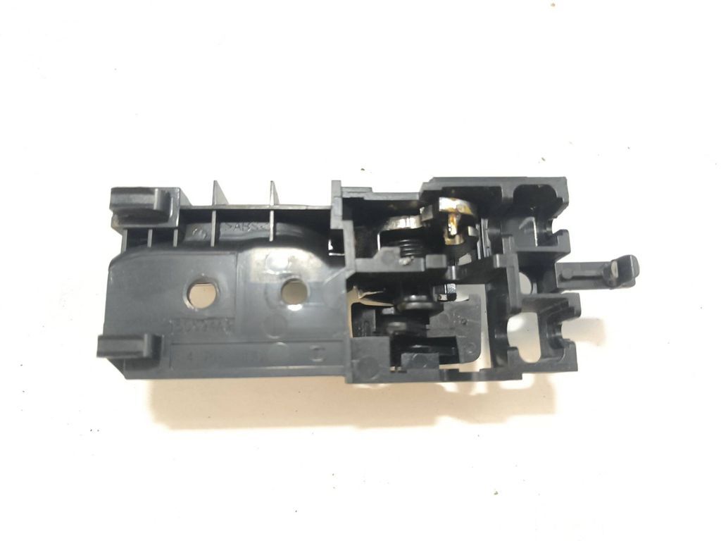 Toyota Avensis T250 2006 rear right interior release handle 