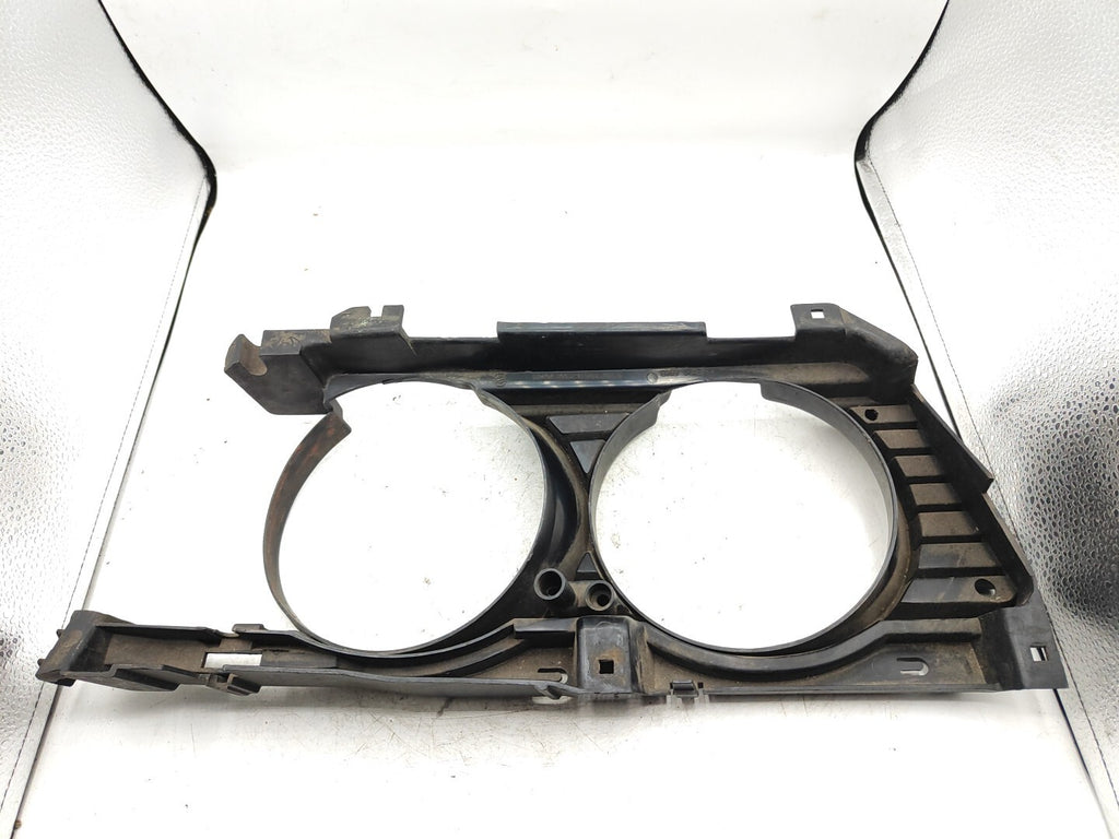 BMW 5 Series E34 Petrol 1988 Front Left Side Headlight Grill 8148311