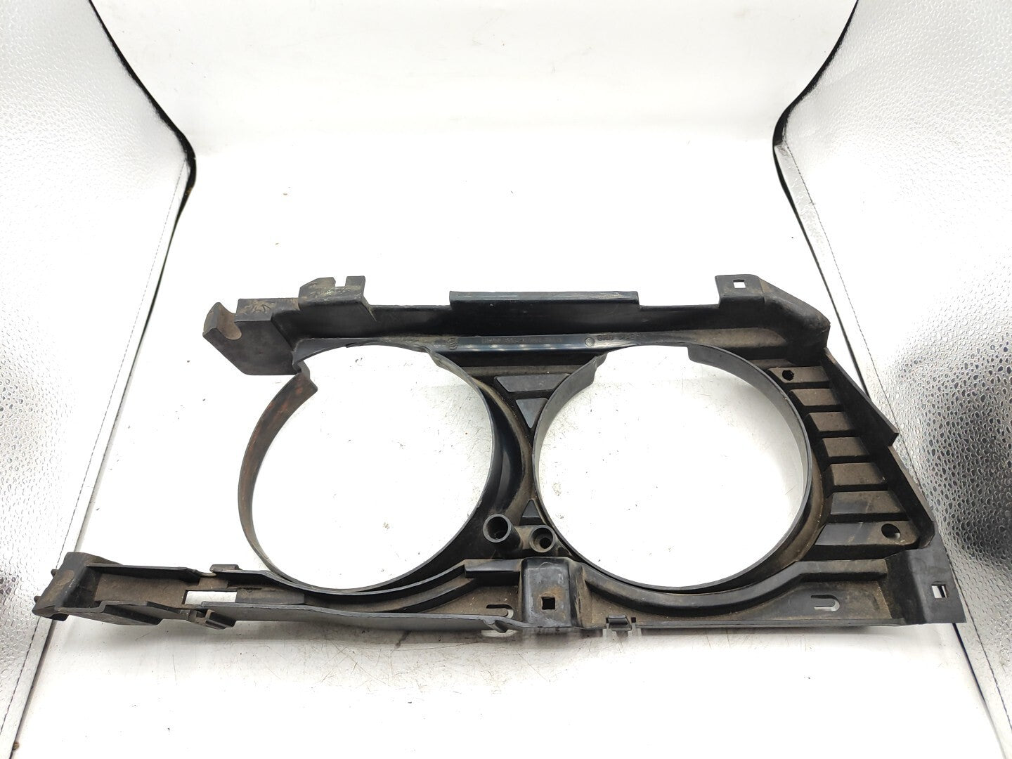 BMW 5 Series E34 Petrol 1988 Front Left Side Headlight Grill 8148311