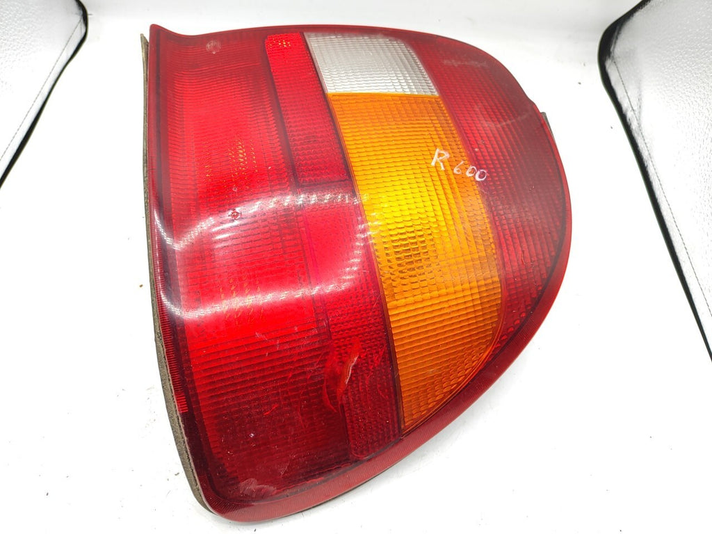 Rover 600 620 618 1997 LHD Rear Right Taillight Light 236360