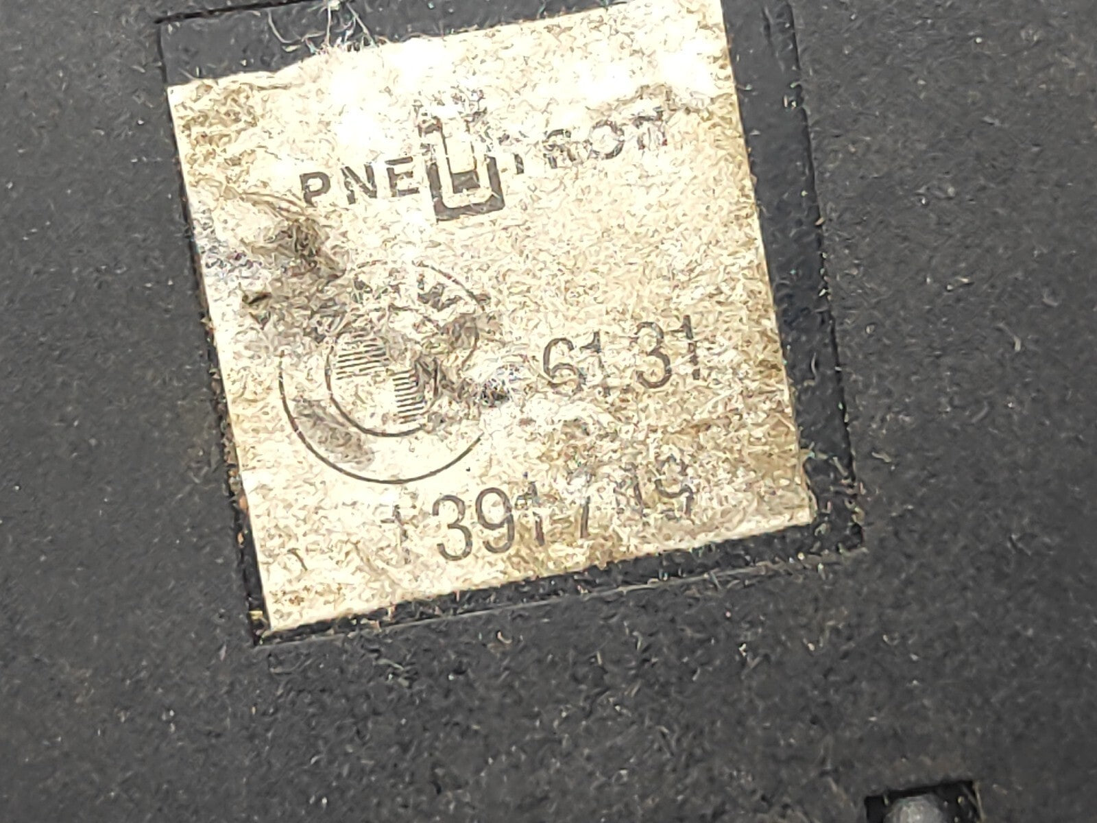 BMW 5 Series E34 1992 Rear Window Defrost Switch 1391749