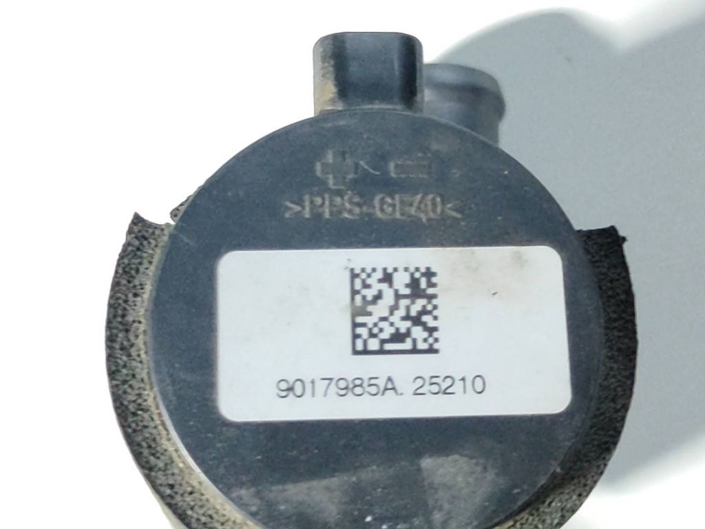 Volvo S60 2012 Electric auxiliary coolant water pump 9017985A 