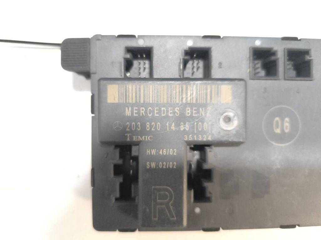 Mercedes-Benz C W203 2001 door control unit module 2038201485 