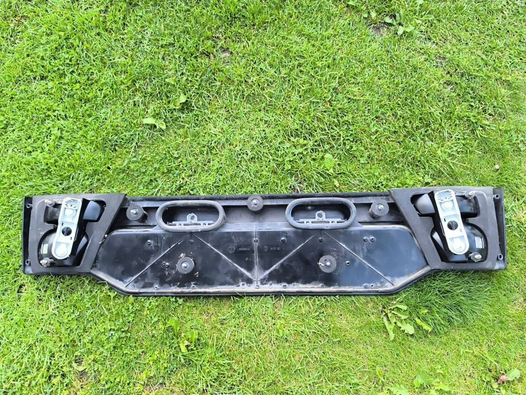 Alfa Romeo 155 1994 Rear tailgate tail light lamp 60568444 