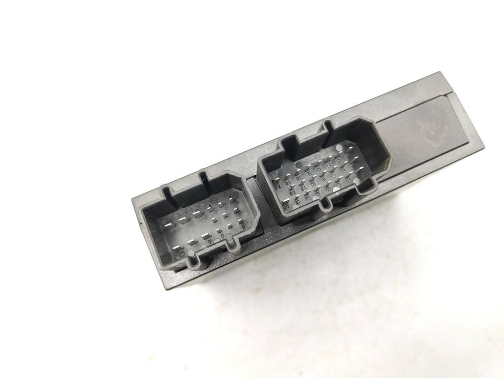 Volkswagen PASSAT B5 1998 Comfort convenience body module 1C0959799B 