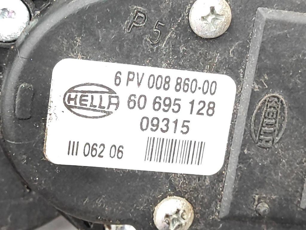 Alfa Romeo 159 1.9JTDm 2006 LHD Diesel accelerator throttle pedal 60695128 