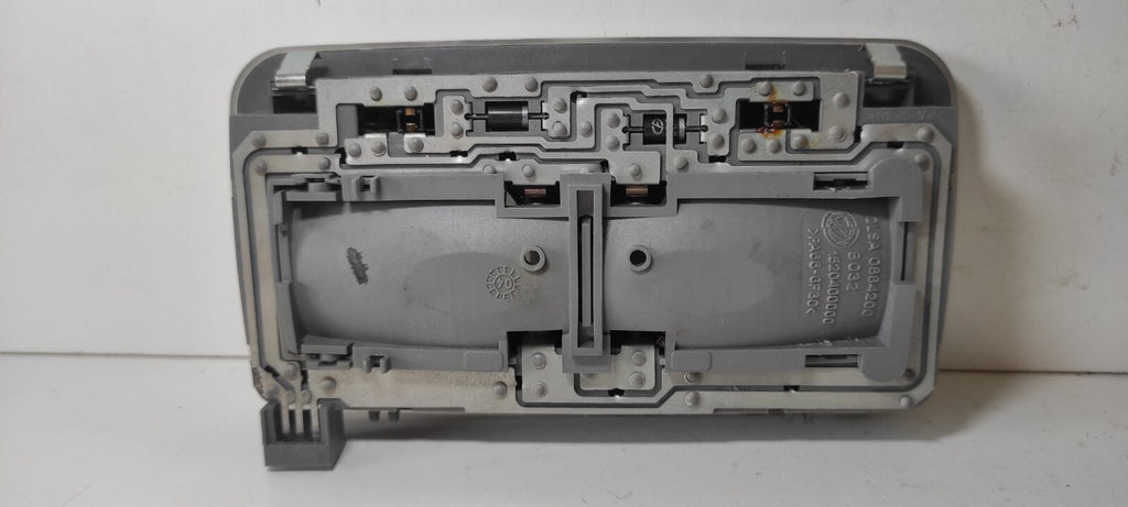 Alfa Romeo 147 1.9JTD 85kW 2004 Interior Front Roof Lighting Dome 1520400000