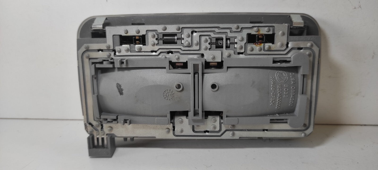 Alfa Romeo 147 1.9JTD 85kW 2004 Interior Front Roof Lighting Dome 1520400000