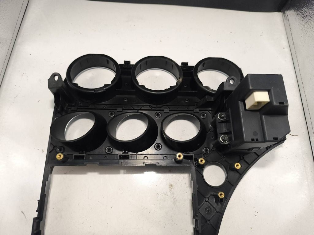 Alfa Romeo 159 2.4JTDm 2007 LHD dashboard center trim 