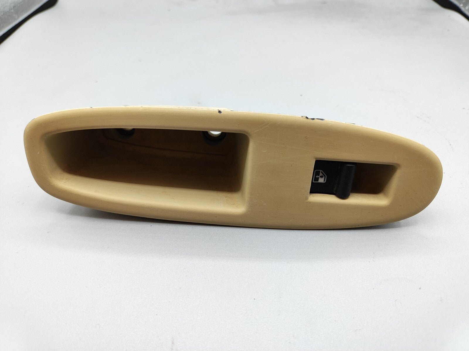 Alfa Romeo 159 1.9JTD 2008 Rear Right Electric Window Switch Yellow 156055038