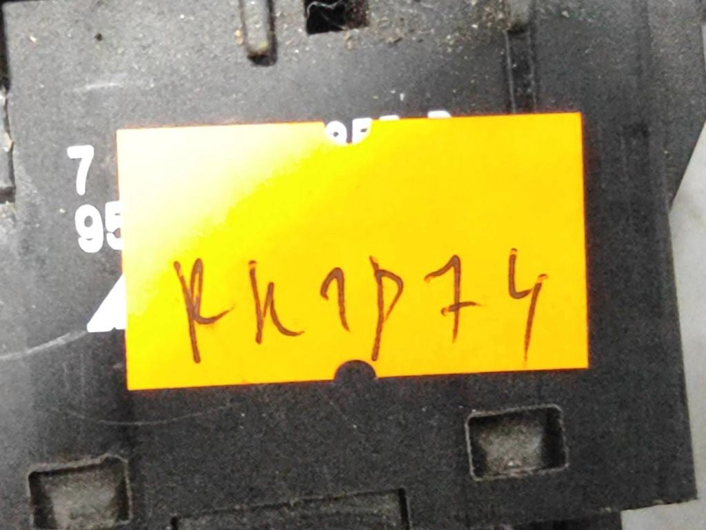 Seat Alhambra Mk1 1999 Electric window control switch 7M0959855B 