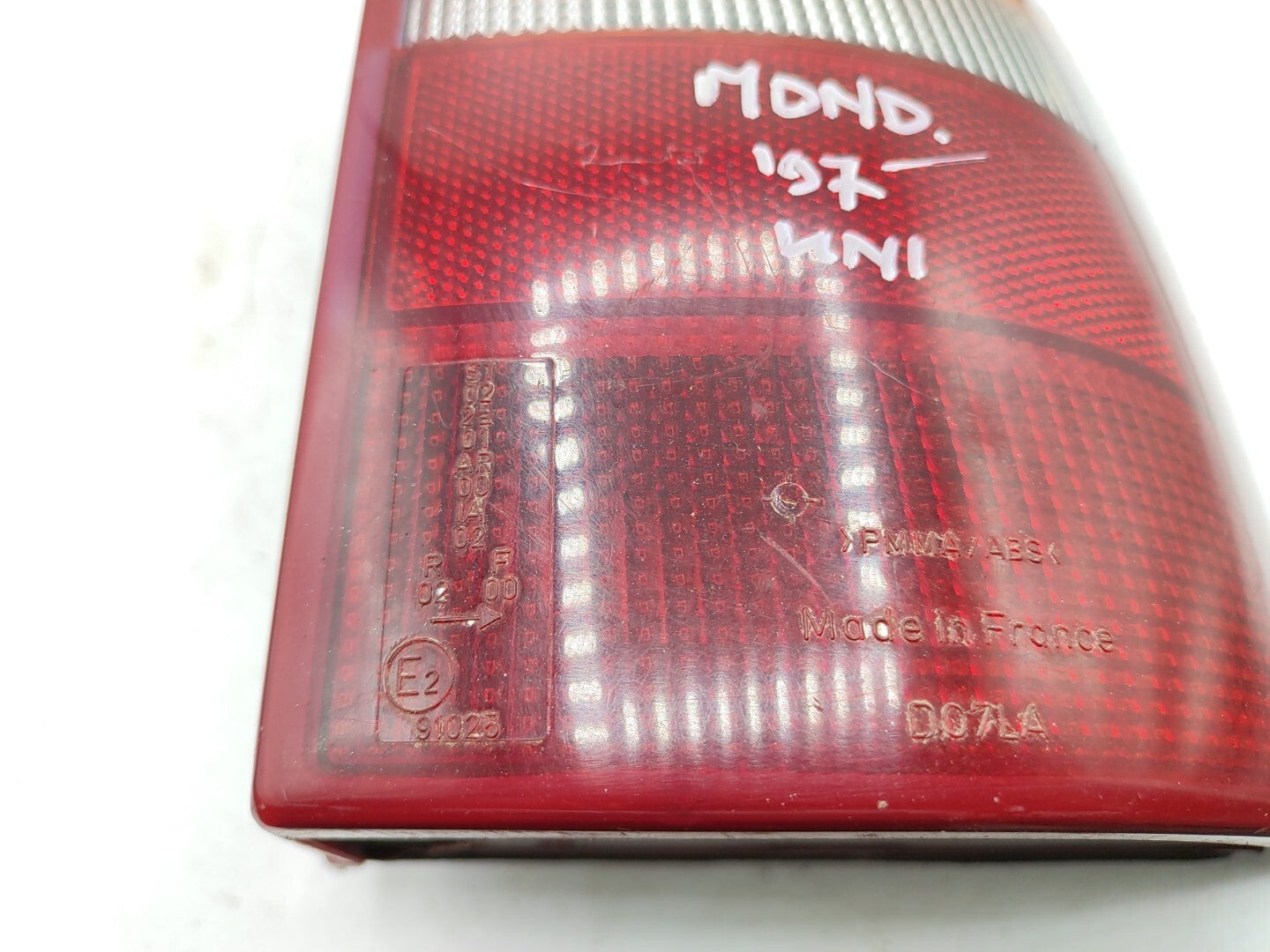 Ford Mondeo Combi 1996 Rear Right Side Taillight Light 93BG13N004
