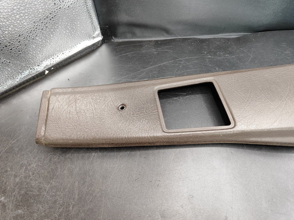 Volkswagen VW Golf Jetta Mk2 1988 Right Side B Pillar Trim 193867298