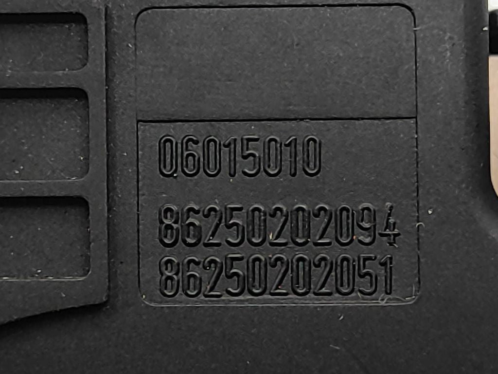 Alfa Romeo GT 2005 Steering wheel buttons module 06015010 