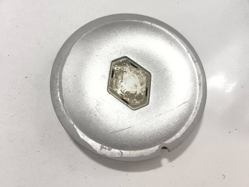 Renault Scenic II -  Grand scenic II 2005 Original wheel cap 8200200539 
