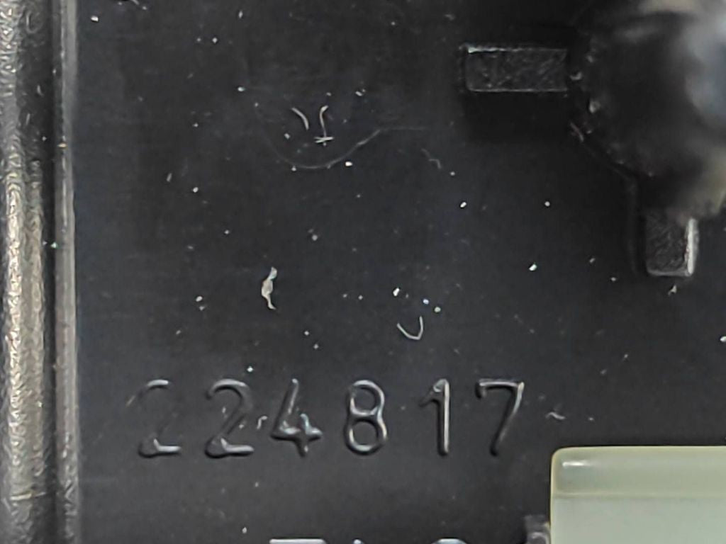 Alfa Romeo 156 1998 LHD Front Pre-facelift ashtray insert 224817 