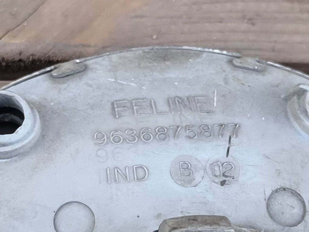 Peugeot 607 2004 alloy wheel cap 9636875877 