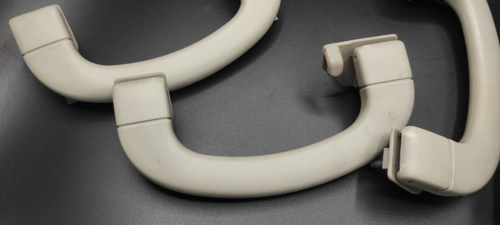 Alfa Romeo 156 2.4JTD 110kW 2004 LHD Front/ Rear Roof Grab Handle Set