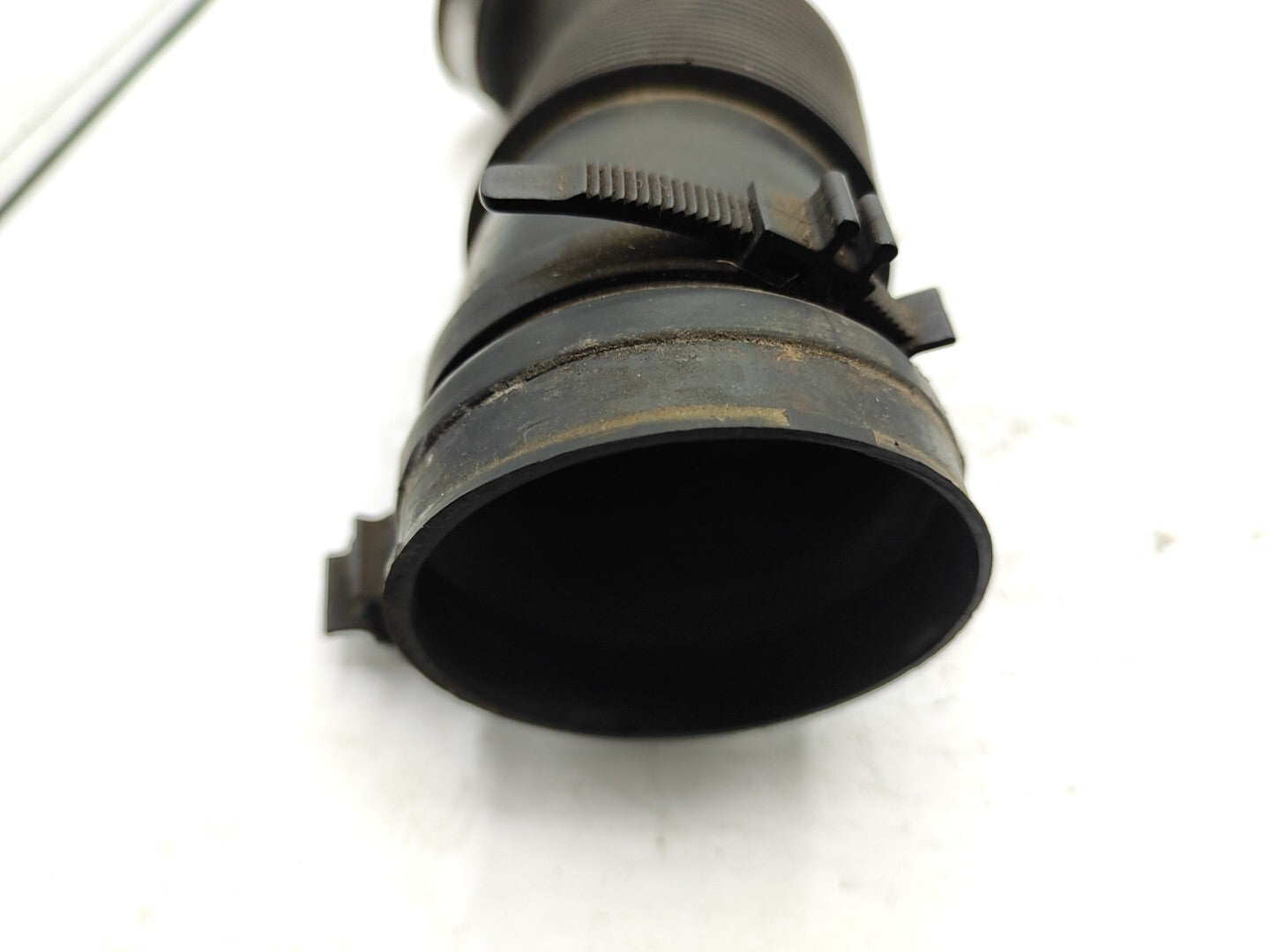 Alfa Romeo 147 1.6 Twin Spark Petrol 2006 Engine Air Intake Pipe 46741124