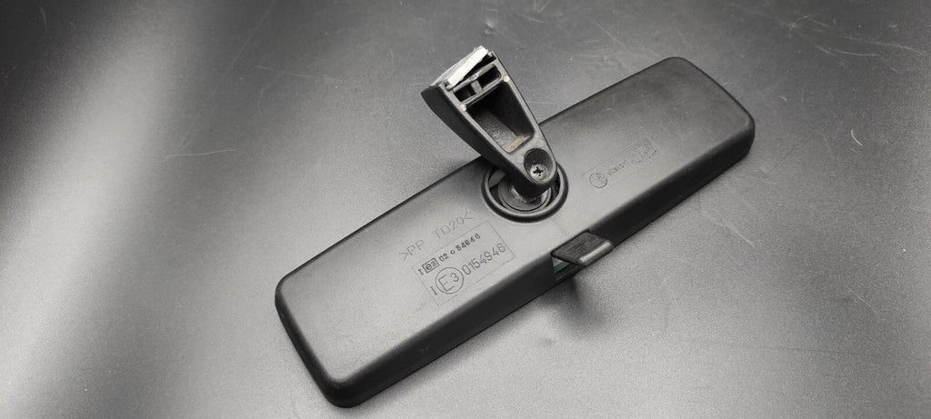 Alfa Romeo 147 1.9JTD 85kW 8V 2003 Rear Interior View Mirror E30154946